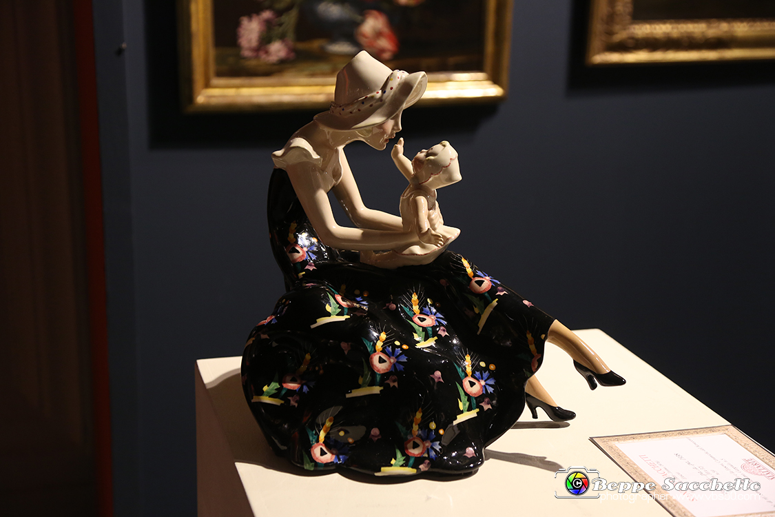 VBS_3847 - APART - Art & Antiques Fair.jpg
